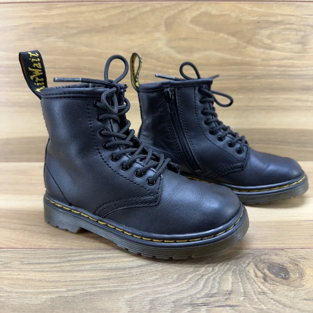 Dr. Martens classic dr